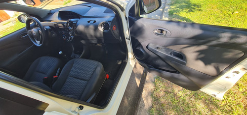 Toyota Etios 1.5 Xs