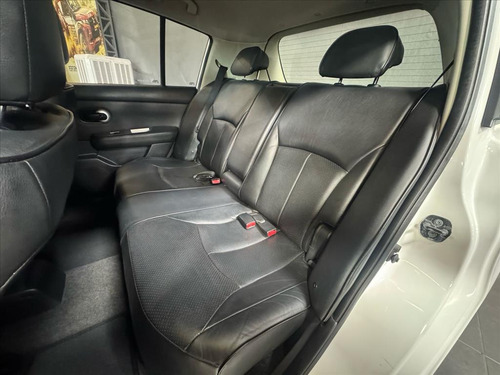 Nissan Tiida 1.8 SL 16V FLEX 4P AUTOMÁTICO