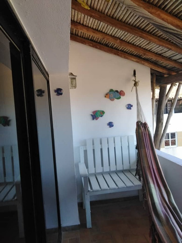 Imagen 10 de 30 de Luzhericacolina Vende Pent House Completamente Amoblado Y Equipado En Chichiriviche.