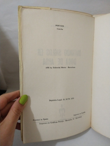Matando Siglos En Boca De Aroa Regina Flavio (Usado)