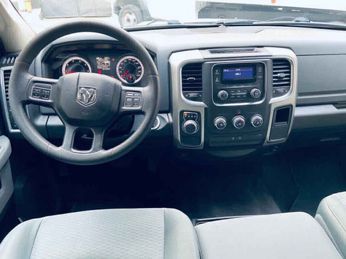 Imagen 6 de 11 de Ram Ram 1500 2016 4p Slt 1500 Trabajo 3.6 V6 At 4x2