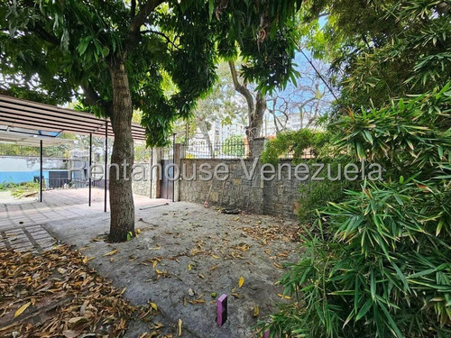 Terreno En Venta Urb. La Castellana, Caracas. 25-17170 Yf