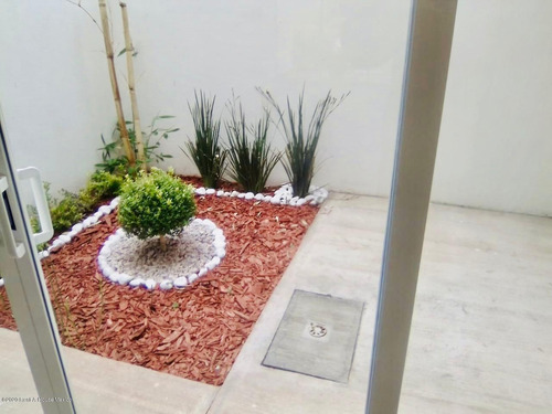 Imagen 2 de 10 de Casa En Venta En Pachuca Calle Prolongación Ramón G. Bonfil 21-261