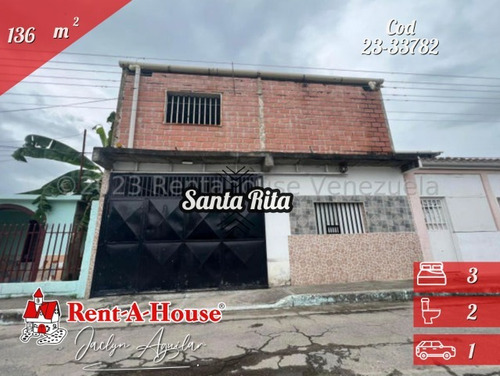 Casa En Venta Maracay Santa Rita 23-33782 Jja