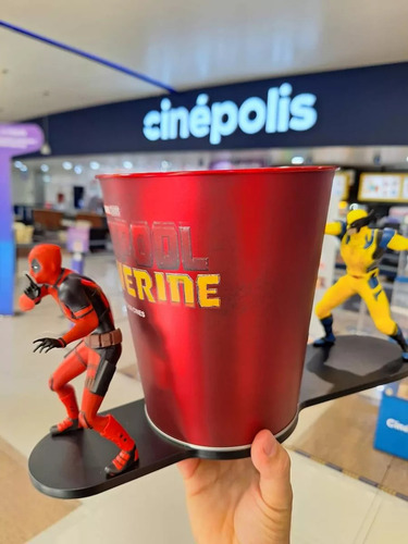 Palomera Deadpool 3 Wolverine Estreno Cinepolis. Color Cinepolis 2024
