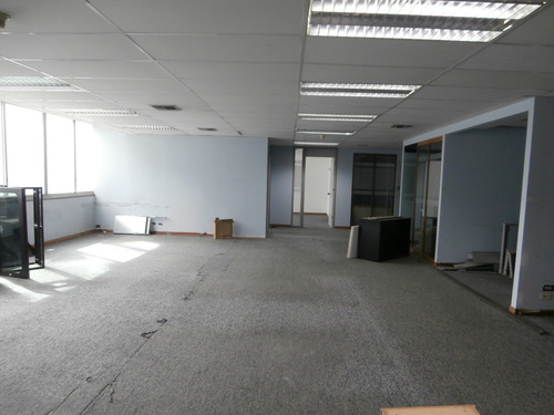Oficina En Venta ~ 743 M2 - El Rosal