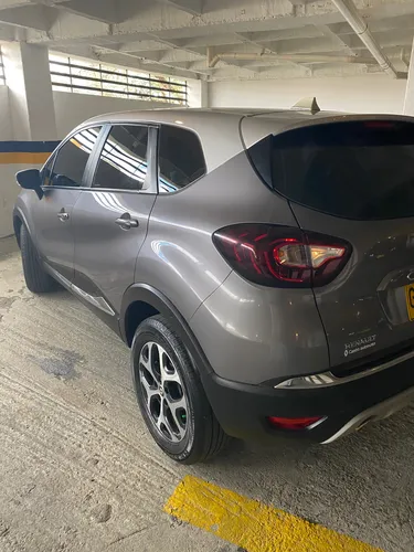Renault Captur 2.0 Bose Automática