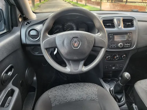 Renault Logan 1.6 Expression / Life +