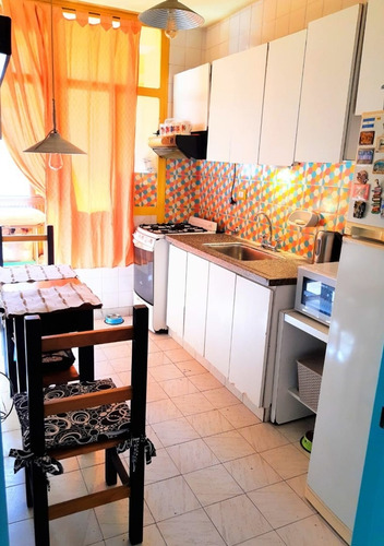 Imagen 4 de 9 de Departamento En Venta Complejo Las Flores En Avellaneda.