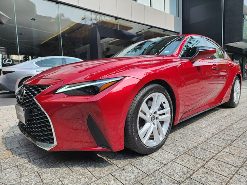 Lexus Is 300 Premium 2023