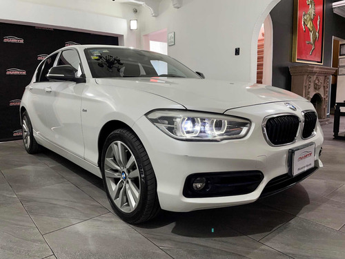 Imagen 3 de 14 de Bmw 120ia Sport Line 2017