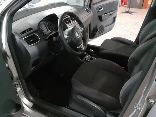 Volkswagen Suran 1.6 Imotion Highline 2013