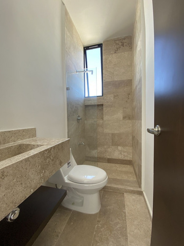 Oficina (a2) En Venta En Attico 33 En Montebello