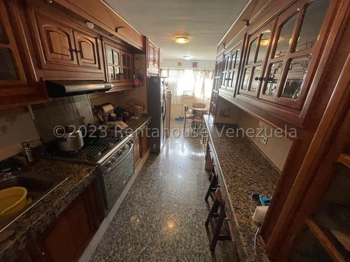 Hermoso Pent-house A La Venta En Montalban Iii #25-13788 Josmary Sanjuan
