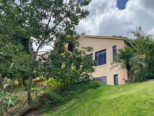 Imagen 9 de 12 de Casa En Venta En Caicaguana 3h / 4b / 4ph Vip San Román Hildegard Bethke