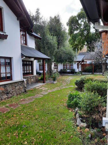 Turístico Cabaña En Venta Ubicado En Centro, San Martin De Los Andes, Patagonia