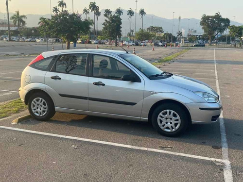 Ford Focus 1.6 Gl 5p 2005