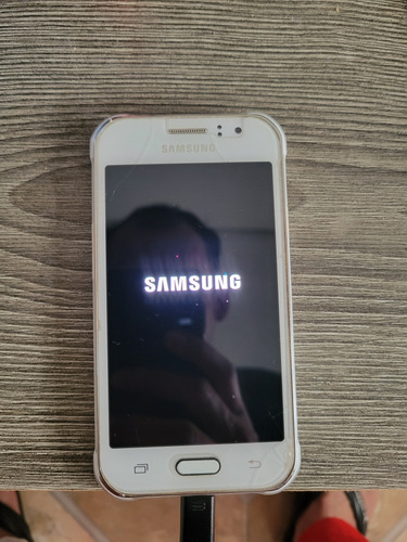 Samsung Galaxy J1 Ace 