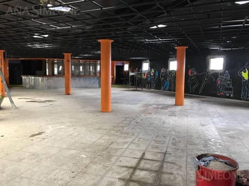 Imagen 9 de 12 de Importante Propiedad Sobre Av. Apta Variados Rubros