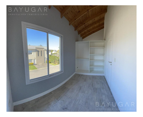 Imagen 13 de 30 de Venta - Ph Dúplex A Estrenar En Barrio La Fernanda - Villa Rosa - Bayugar Negocios Inmobiliarios