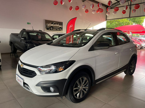 Chevrolet Onix 1.4 MPFI ACTIV 8V FLEX 4P AUTOMÁTICO