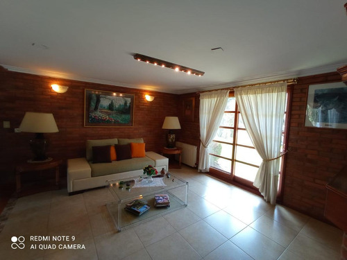 Imagen 4 de 12 de Chalet En Venta Construido En Esquina En Country San Diego- Moreno