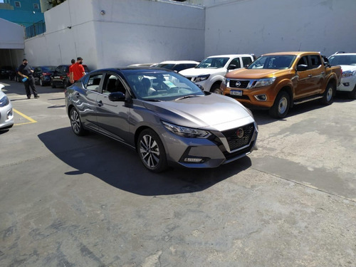 Imagen 2 de 25 de Nissan Sentra Exclusive Cvt (c)