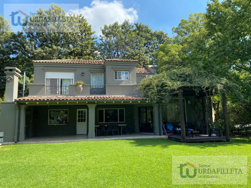 Casa En Venta En Esquina De 4 Dormitorios - Los Laureles - Urdapilleta Propiedades