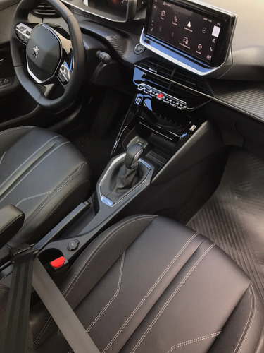 Peugeot 208 1.6l Feline Tiptronic am23.5