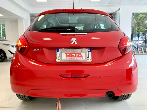 Peugeot 208 1.6 Feline