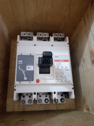 Breaker De 1600 Amp Caja Moldeada 