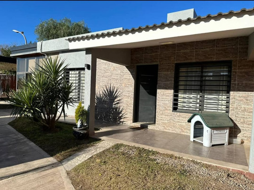 Ph En Venta 3 Dormitorios Centrica Con Pileta