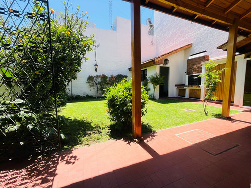 4 Amb + Jardin, Cochera Y Terraza! Impecable!