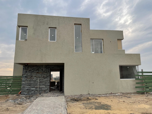 Imagen 1 de 26 de Venta Permuta Casa En Barrio Cerrado Privado San Sebastian Área 8 Pilar Financiación Cuotas Facilidades Parrilla Pileta Patio Quincho Oportunidad Inversión Vista A La Laguna