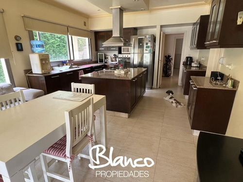 Casa En Venta En La Lomada, Pilar, G.b.a. Zona Norte