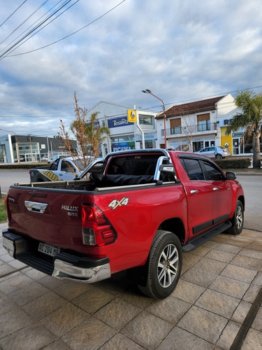 Imagen 9 de 14 de Toyota Hilux 2018 2.8 Cd Srx 177cv 4x4 At