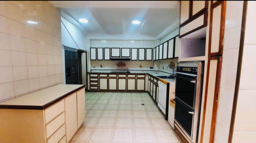 Alquiler Casa Comercial 400m2