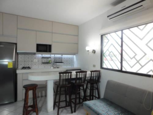 Salinas Sector Malecón Yacht Club- Ubicación Central A 3 Cuadras Playa- Mar Departamento Tipo Estudio Amoblado Equipado Área Tranquila-segura- Comercial