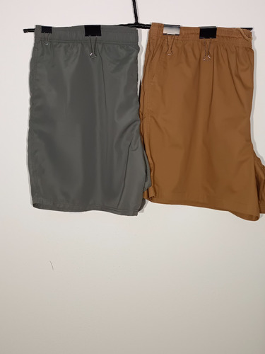 2 Shorts  Marca: Basic Editions    Talla 4x