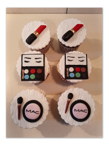 Imagen 3 de 10 de Cupcakes Personalizados Y Decorados (mínimo 1 Docena)