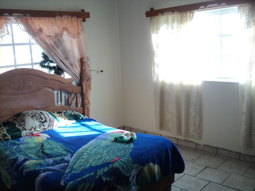 Imagen 14 de 14 de Casa De 5 Recamaras, 4 Locales Zona Comercial Acepto Credito