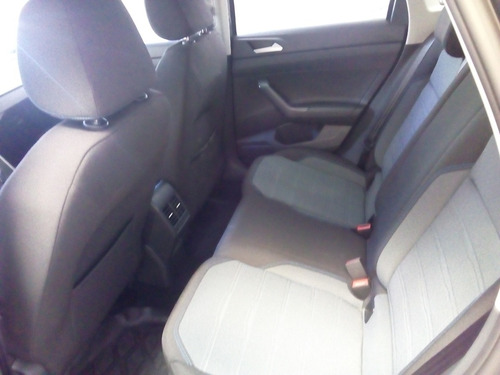 Volkswagen Nivus 200tsi Comfortline At 2021 0 Km Flor