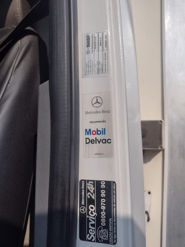Imagem 8 de 11 de Mercedes/acello 815