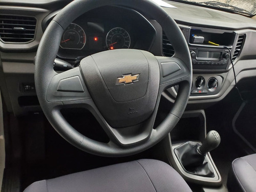 Imagen 9 de 10 de Chevrolet Tornado Van 2022