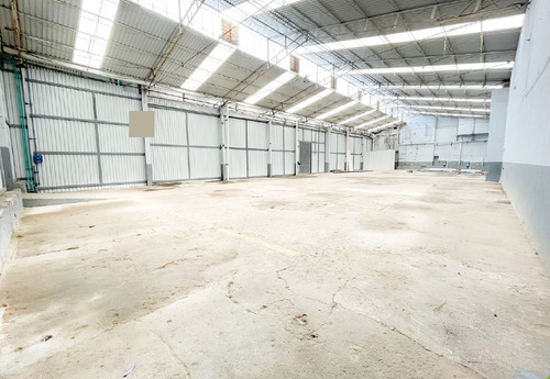 Bodega De 180m2 Con Entrada Para Tráiler En Azcapotzalco