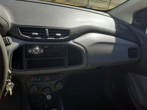 Imagem 13 de 14 de Chevrolet Onix Joy 1.0 8v Flex