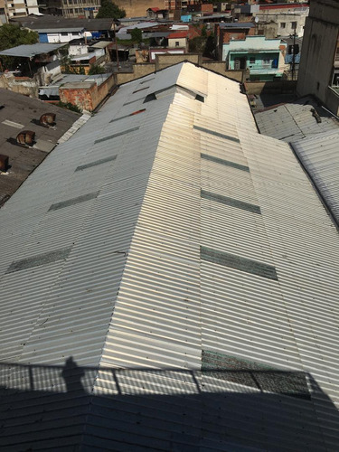 En Venta Terreno Y Galpon Avenida Nueva Granada Caracas Ys