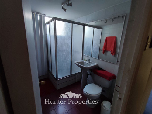 Amplia Casa En Venta 6d-4b, Piscina Con Jardín En Las Condes