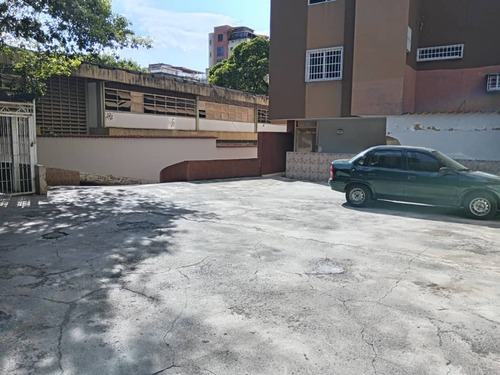 Apartamento En Venta En San Bernardino. 4hab/3baños/1 Pe 122m2. Ref: 58.000