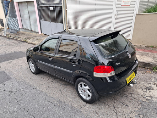 Fiat Palio 1.4 Attractive Flex 5p